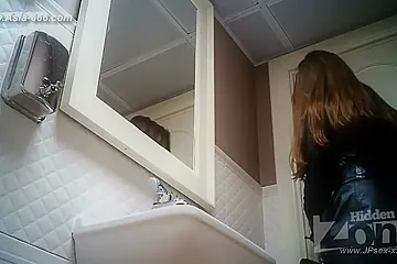 peeping blondes go to toilet.34 - porn video