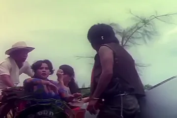 semi Indonesia BUMI BULAT BUNDAR (SOFTCORE 1983) - porn video