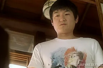 Mako Oda hot and sexy Asian milf gets a hot tit fucking - porn video
