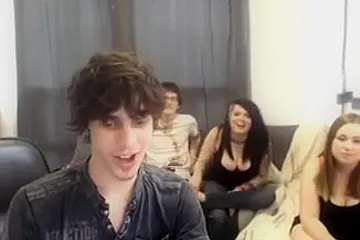 HOT Bi MMFF Webcam SHARING - porn video