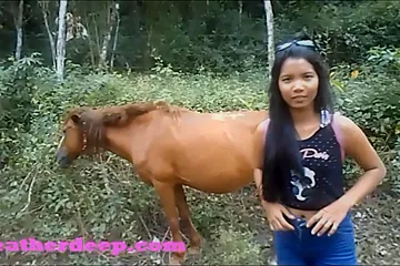 HD Heather Deep 4 wheeling on scary fast quad and ###ing next to horses in the jungle - porn video