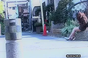 Japanese cuties suffer some hot sharking incidents - porn video