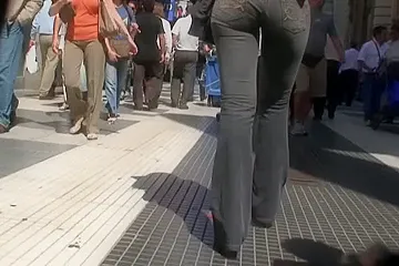 Long hair blonde in tight jeans  candid street video - porn video