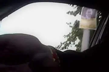 mostrando mi verga 2( yo creo que le gusto) - porn video