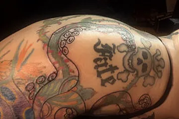 Marie Bossette Deals With a Very Painful Tattoo! - porn video