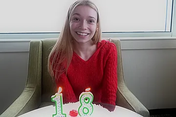 Holy shit this girl is so cute and she just turned 18. - porn video