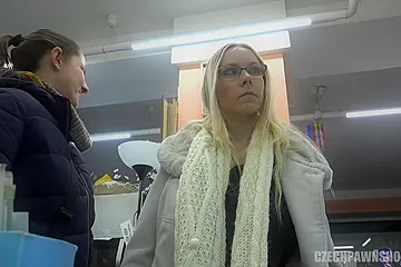 Czech Pawn Shop Blonde - porn video