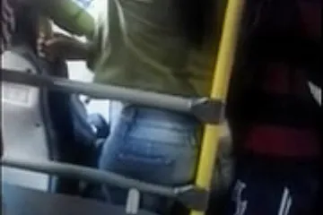 Encoxada sin verguenza en metro - porn video