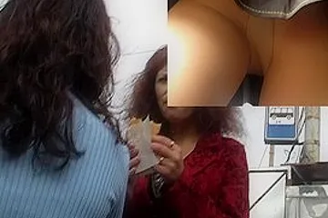 Panty-pantyhose lesbo upskirt (fake) - porn video