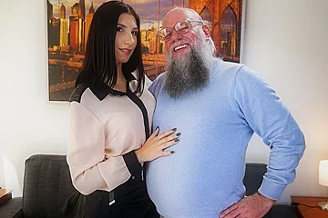 Henna Ssy & Albert in Craving Old Guys, Scene #01 - 21Sextreme - porn video