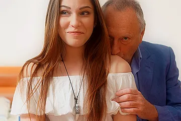 Eva Fire in Hottie Vs Laptop - Old-N-Young (18+) - porn video