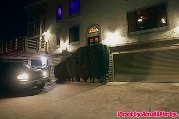 Squirting babe rough railed in uber taxi - porn video
