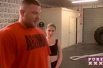 Tiny Australian bangs her gym instructor - porn video