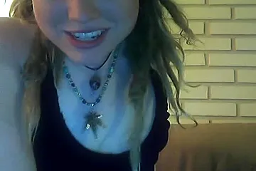 Emo teen webcam toy, blowjob and sex (18+) - porn video