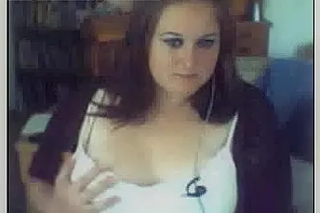 Mega fat ass bitch shows her free xxx boobs on line - porn video