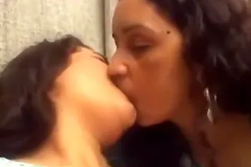 Step mom Kissing Step daughter - porn video