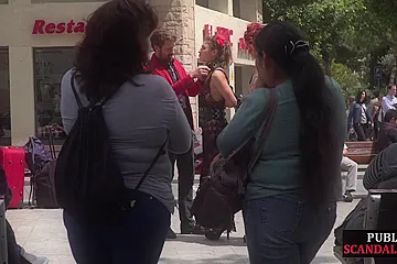 Redhead domina n lord showing their naked babe sub in public - porn video