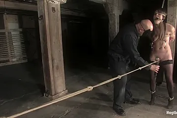 Stud Gives Hot Chick Orgasm With Ropes And Bondages - porn video