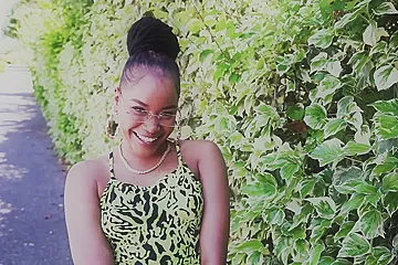 Nathou, 23, is doing some crazy things! - porn video