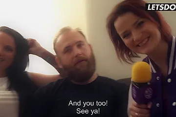 Jolee Love Gives Amateur Stud The Chance To Fuck Her Deep - porn video