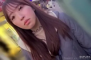 A Big-breasted Wife Who Has Such A Loose Sense Of Money That Her Cell Phone Stops Working. I Took Over The Payment As Soon As Possible, But His Attitude Suddenly Deteriorated During The Repayment - porn video