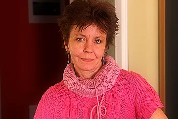 Skinny Mature Housewife Works Her Hairy Pussy - MatureNL - porn video