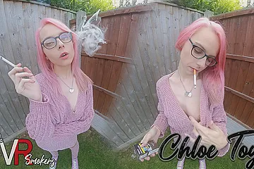 Chloe Toy - Smoking In The Garden - VRSmokers - porn video