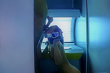 Sex lovers cum in the solarium - porn video