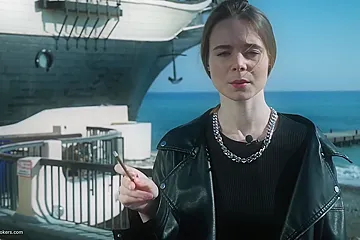 Smoking Strong Brown 120mm Cigarette Near The Beach - porn video