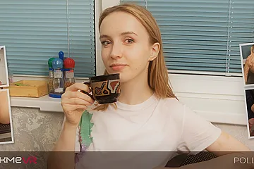 Coffee Makes Polly Yangs So Horny - SuckMeVR - porn video