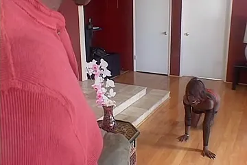 Ebony hottie pounded with big rod - porn video