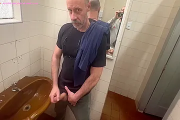 Gay Porn In Gostosos Se Exibem Em Lugares Publicos 12 Min - porn video