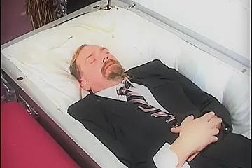 Gets Head From In A Mortuary Then Fucks Her With Angel Long, Brian Surewood And Dirty Oldman - porn video