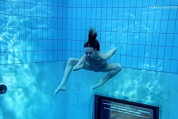 Anna Netrebko In Striped Swimsuit And Small Tits Teen (18+) - porn video