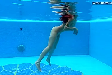 Lizi Vogue In Underwater Classic Porn - porn video