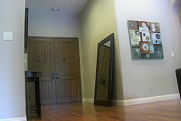 Filthy MILF photographer tries to take advantage of a hot teen (18+) - porn video