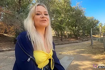 Alex Jett And Rylee Blake - Porn Newbie Sucks And Fucks - porn video