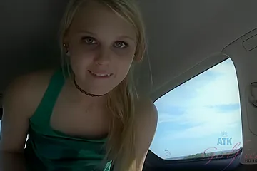 Lily Rader In Virtual Vacation - Hawaii 5/7 - porn video