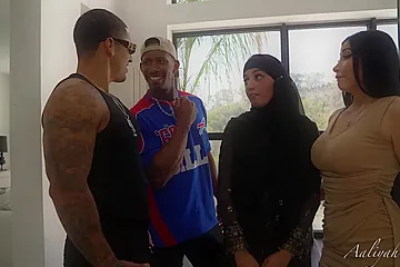 Muslim Wife Enjoys A Hardcore Foursome - Aaliyah Yasin, Clea Gaultier And Leo Santos - porn video